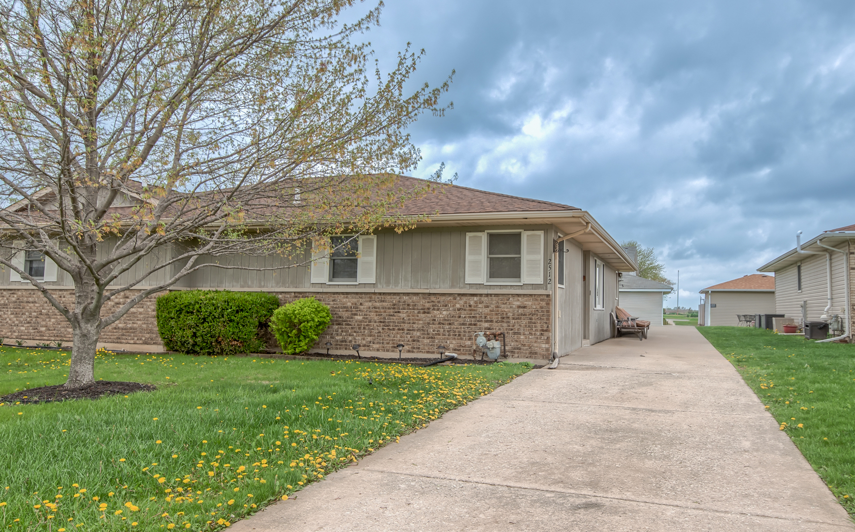 2512 LIVE OAK Drive, Crest Hill, IL