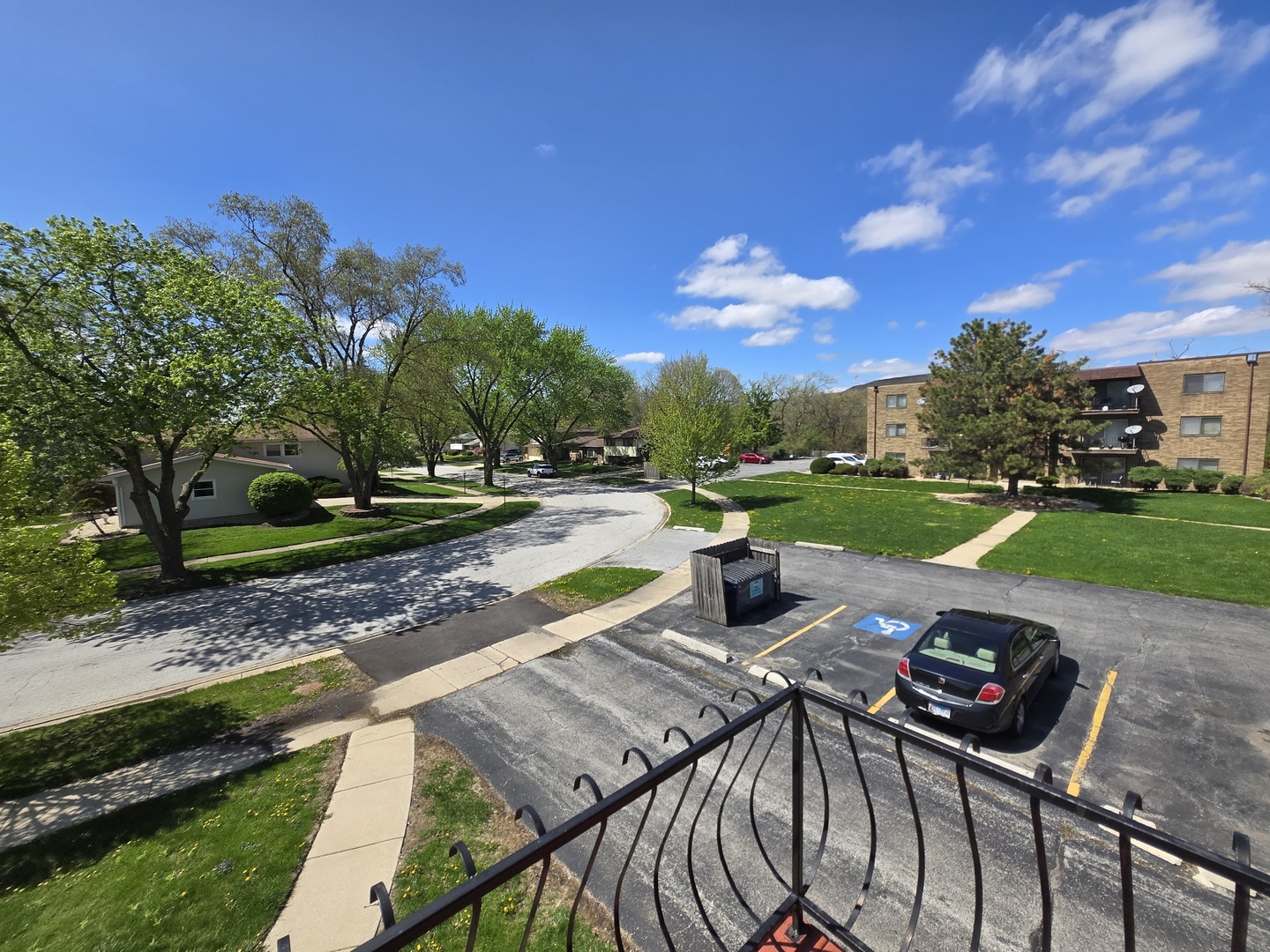 643 N Carroll Parkway #210B, Glenwood, IL