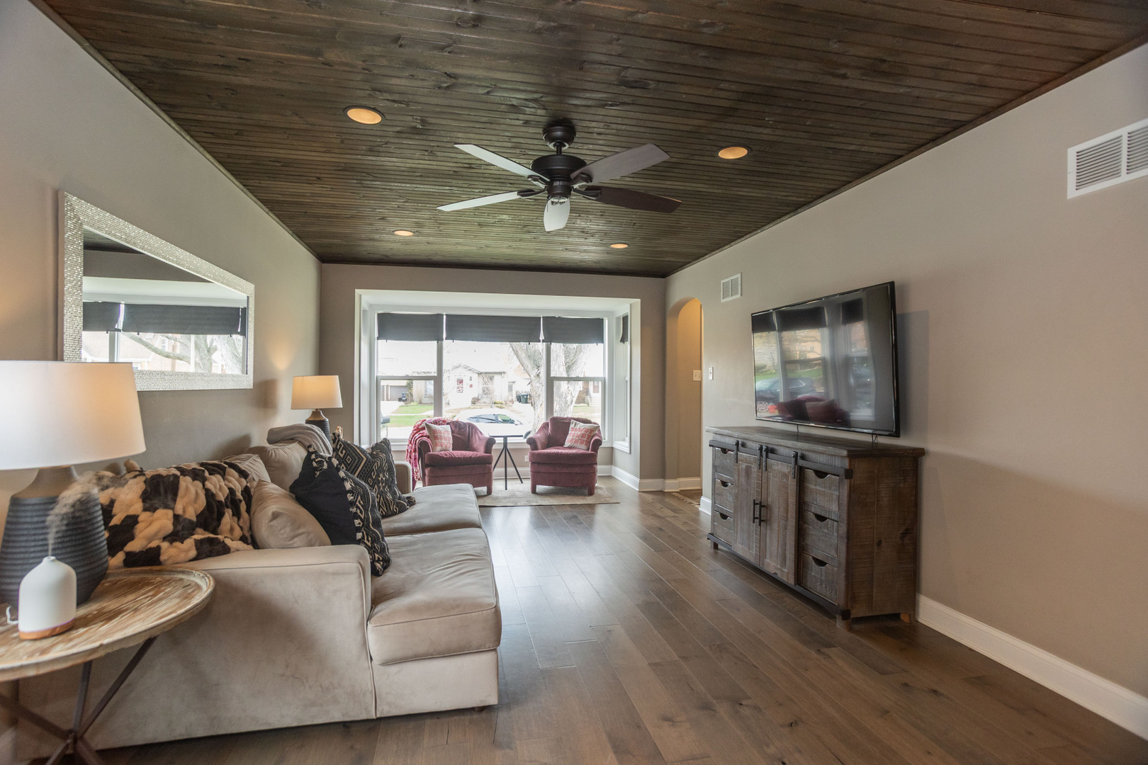 9840 S Saint Louis Avenue, Evergreen Park, IL