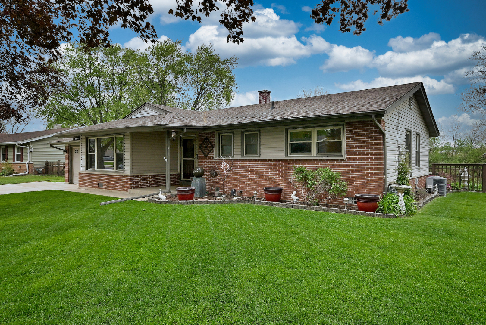 799 Brantwood Avenue, Elk Grove Village, IL