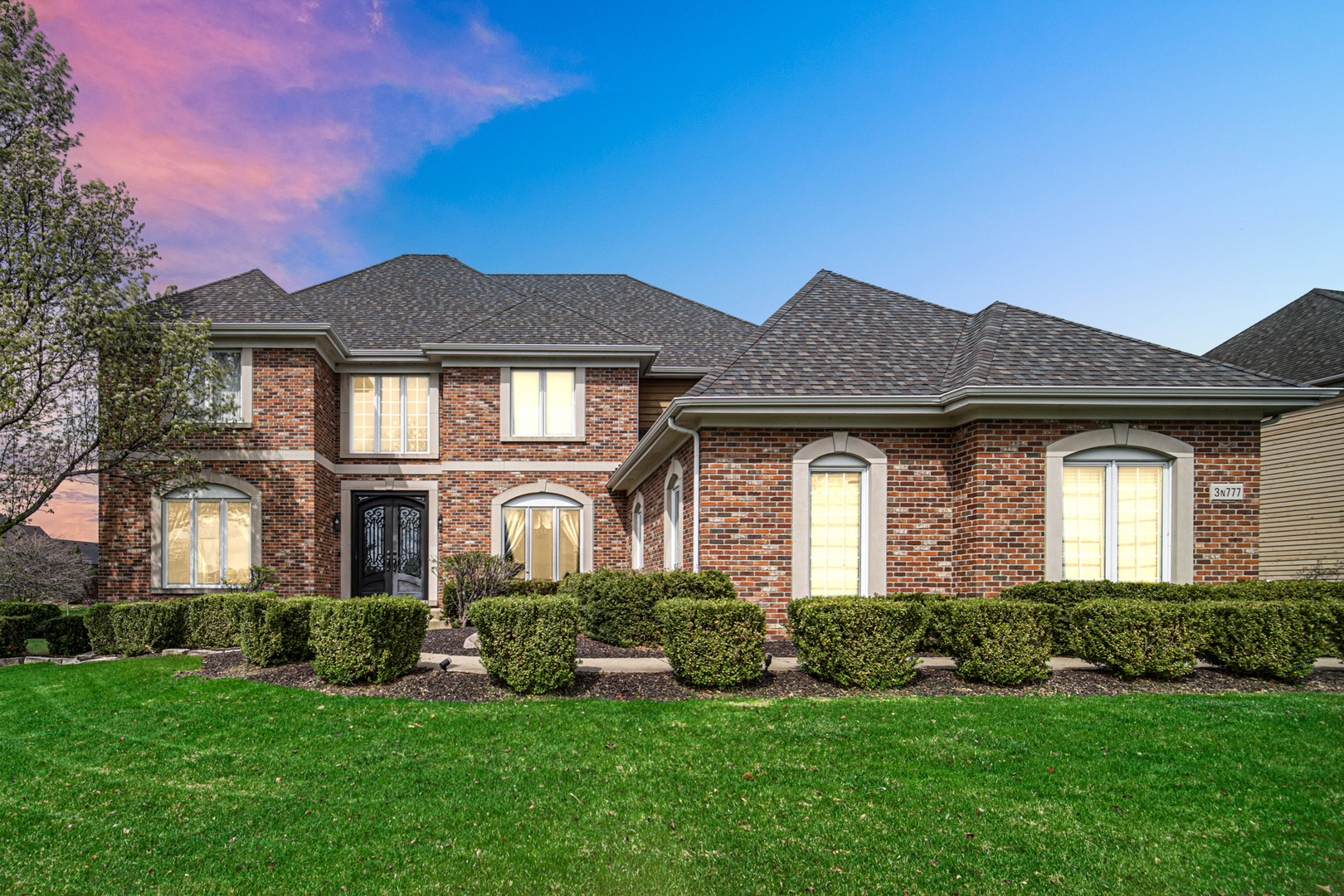 3N777 Walt Whitman Road, St. Charles, IL