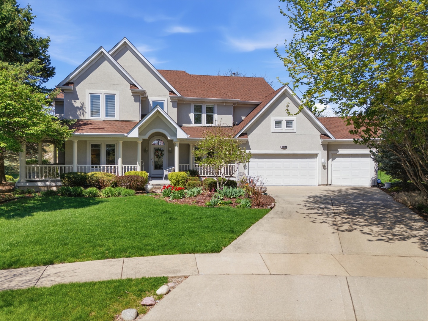 2804 Royal St. Georges Court, St. Charles, IL