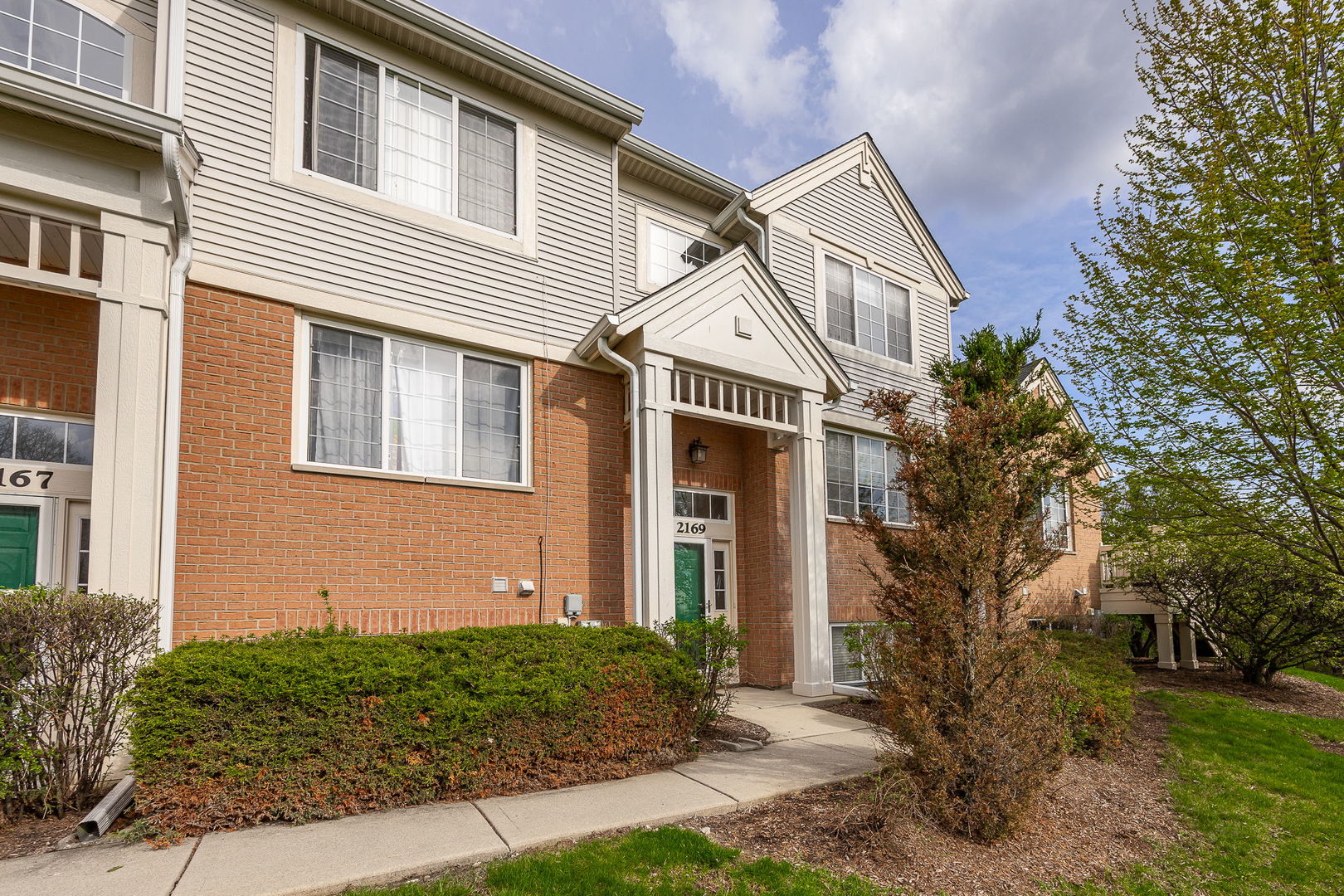 2169 W Concord Lane, Addison, IL