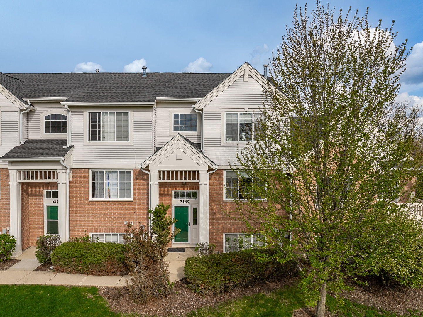 2169 W Concord Lane, Addison, IL