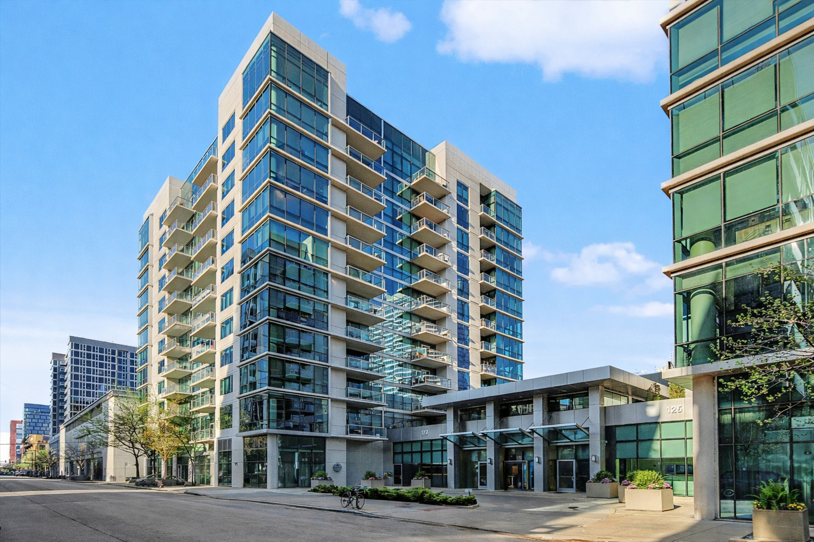 123 S Green Street #702B, Chicago, IL