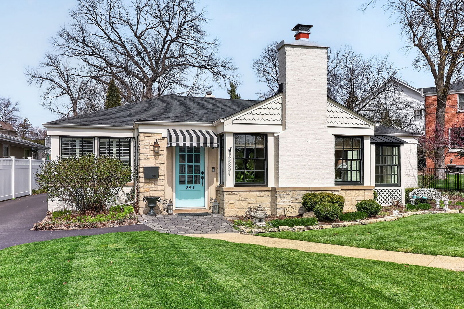 284 Chesterfield Avenue, Glen Ellyn, IL