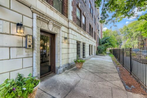 5135 S Kenwood Avenue #607, Chicago, IL