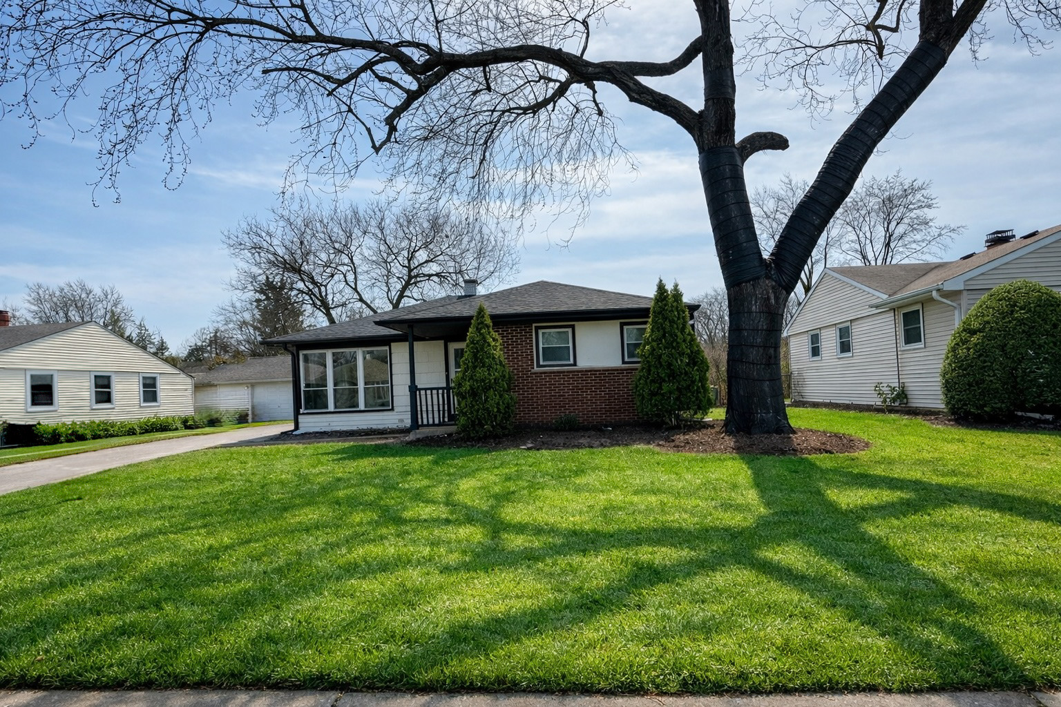 2109 Park Street, Rolling Meadows, IL