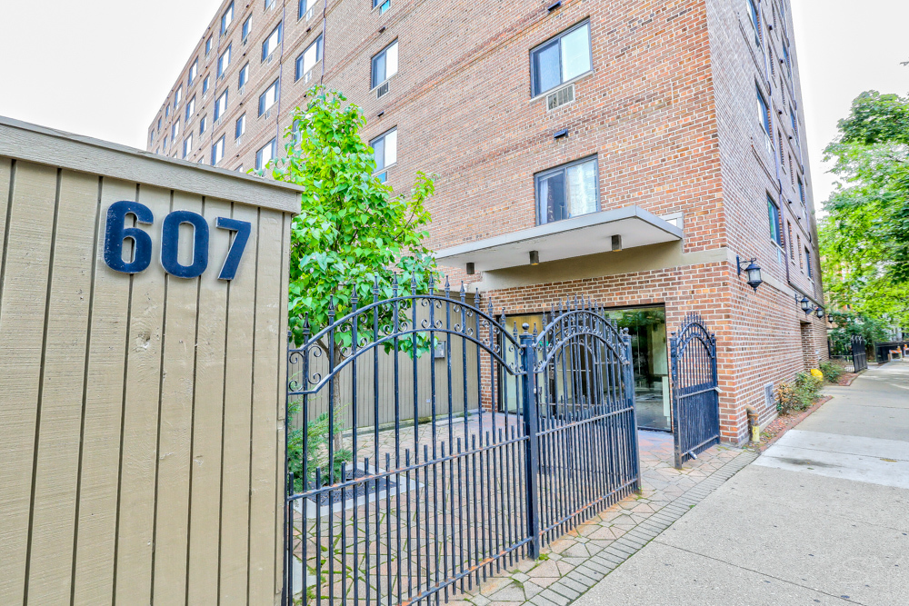 607 W Wrightwood Avenue #513, Chicago, IL