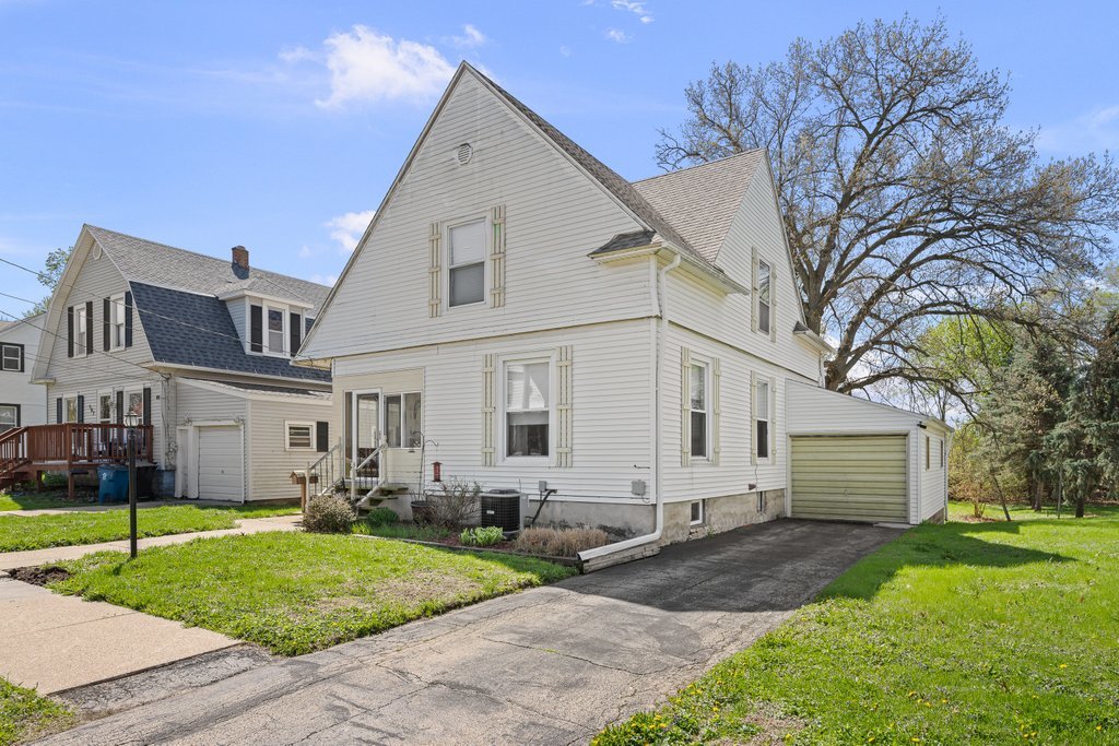 505 E Main Street, Morrison, IL