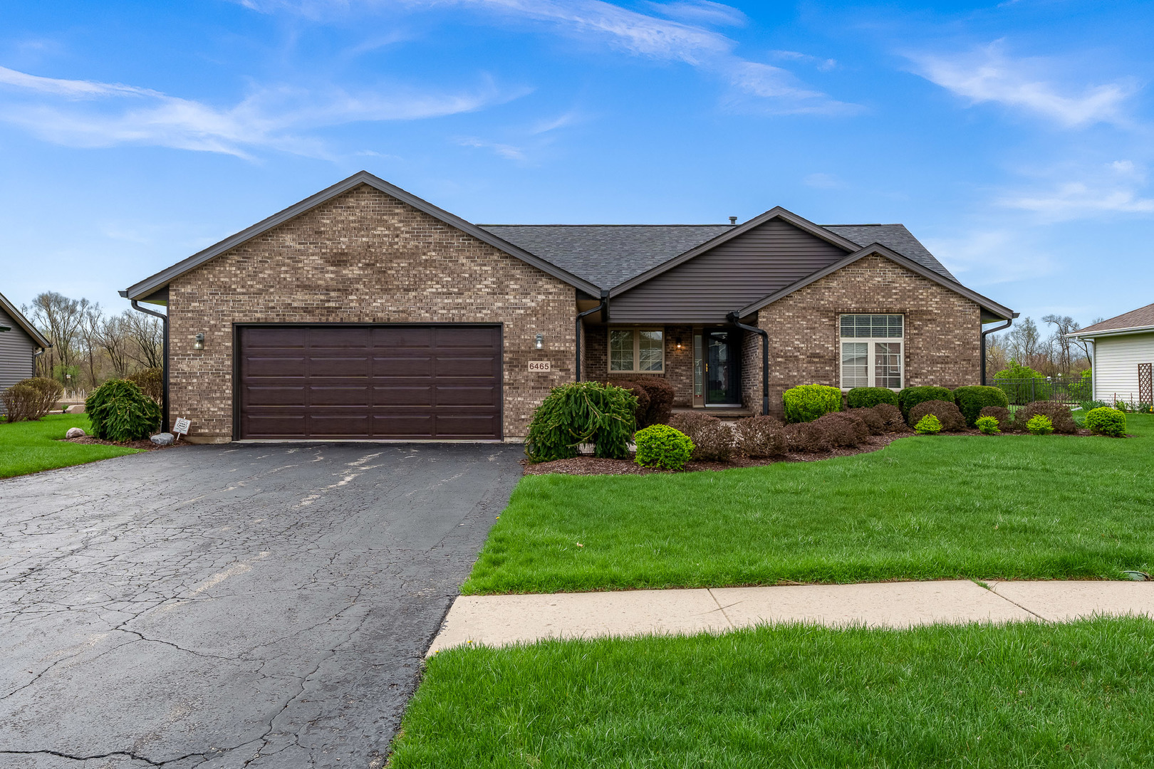 6465 Corinas Curve, Rockford, IL