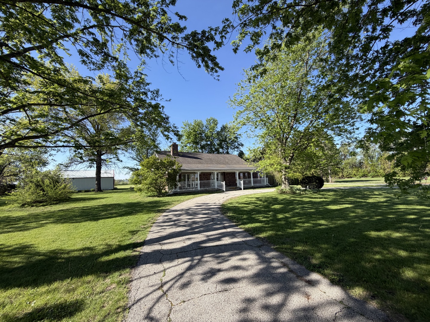 2761 County Road 1700, Ogden, IL