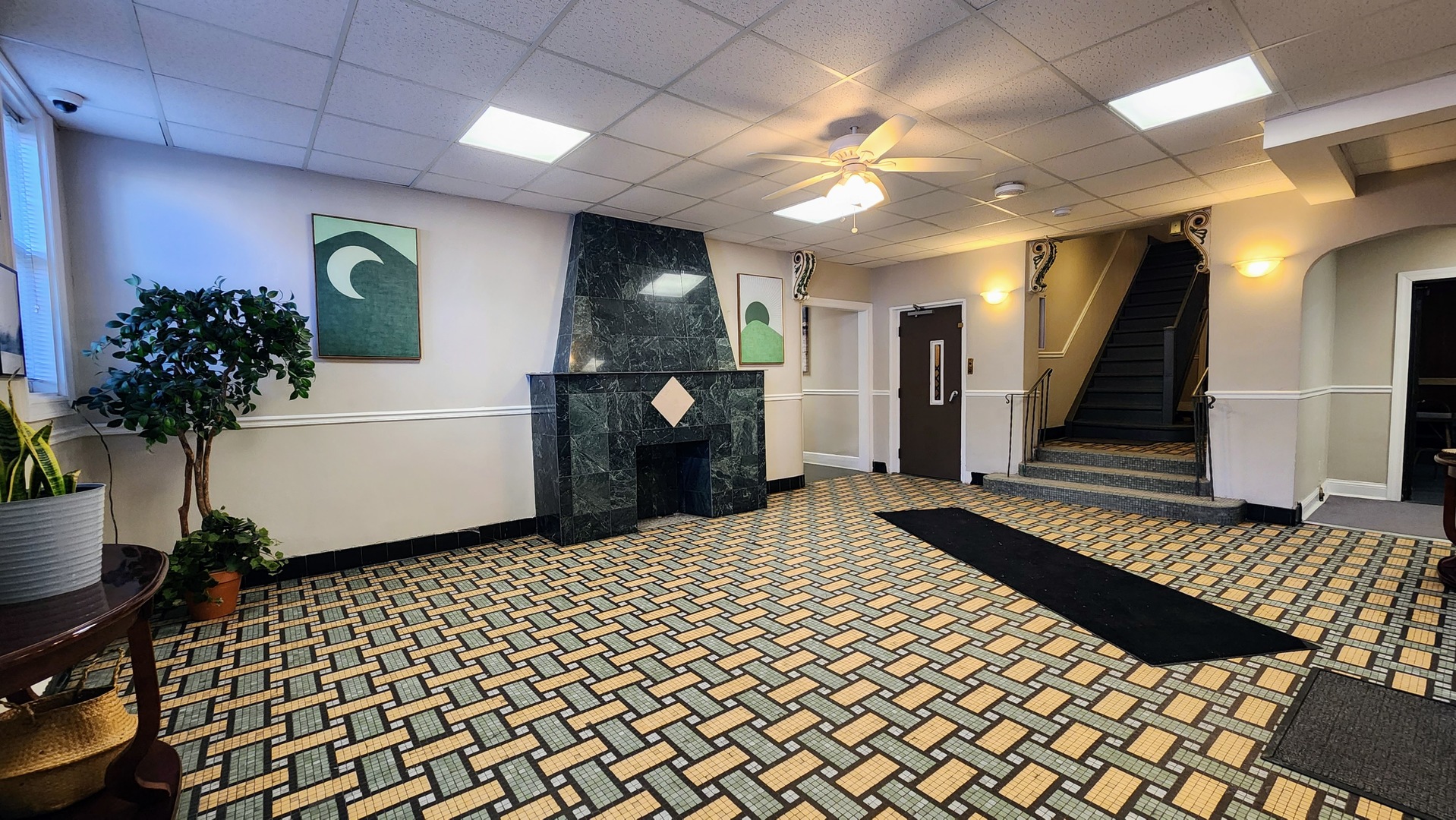 4764 N Virginia Avenue #307, Chicago, IL