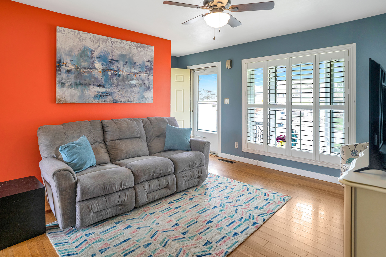 1203 Mount Vernon Drive, Bloomington, IL