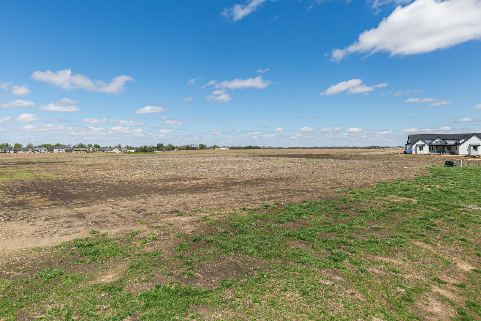 220 Ruby Court, Long Grove, IA