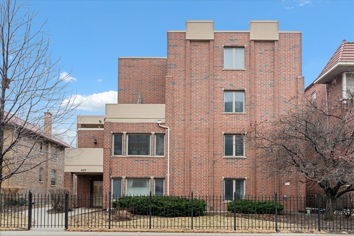 407 S Oak Park Avenue #H, Oak Park, IL