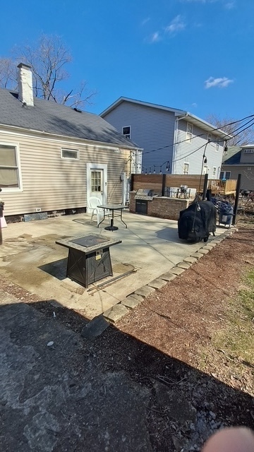 212 W Division Street, Bloomington, IL