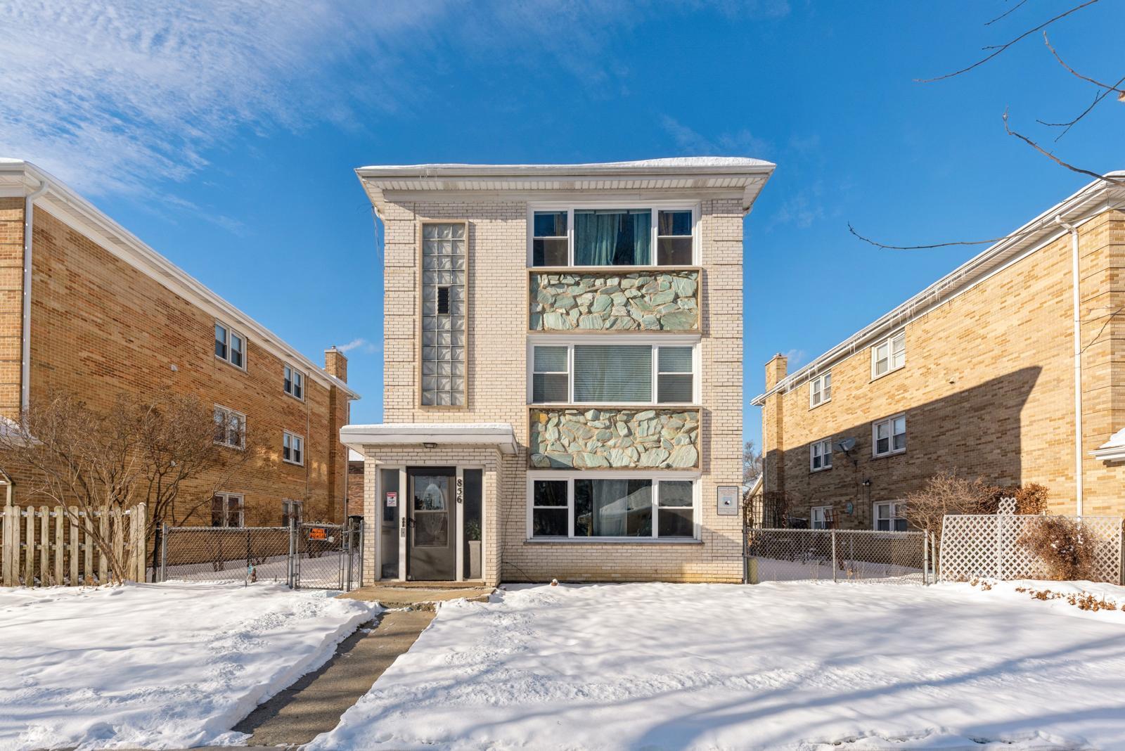 856 E Capri Drive #2, Palatine, IL