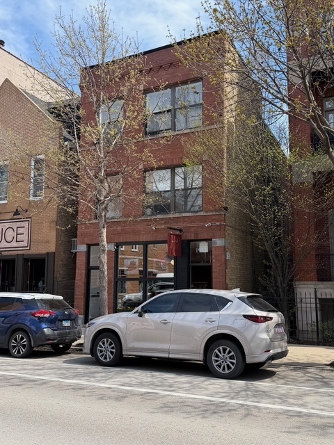 1933 N Damen Avenue #3, Chicago, IL