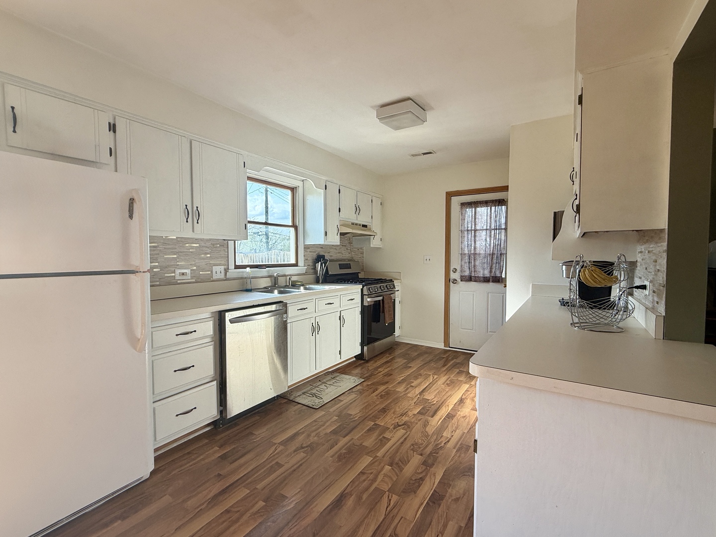 203 Macgregor Road, Lockport, IL