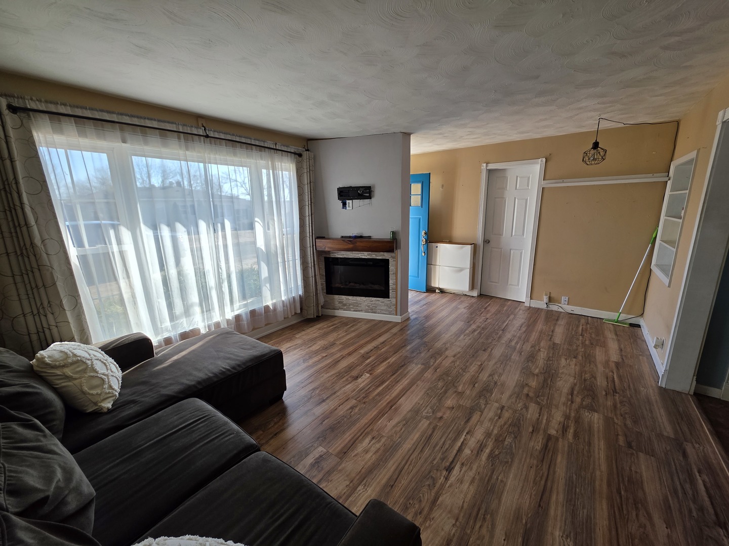 803 17th Avenue, Camanche, IA