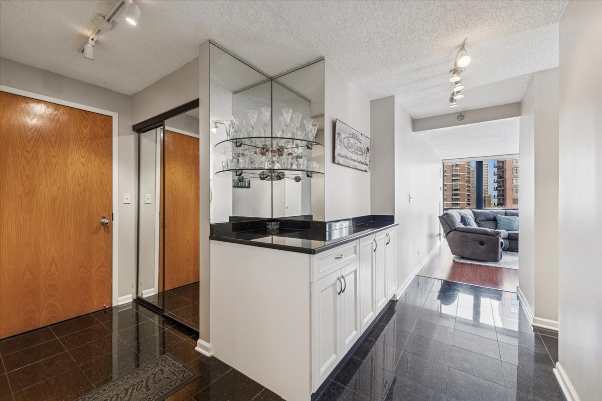 1122 N Clark Street #1908, Chicago, IL