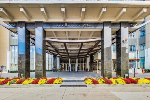 655 W IRVING PARK Road #2301, Chicago, IL