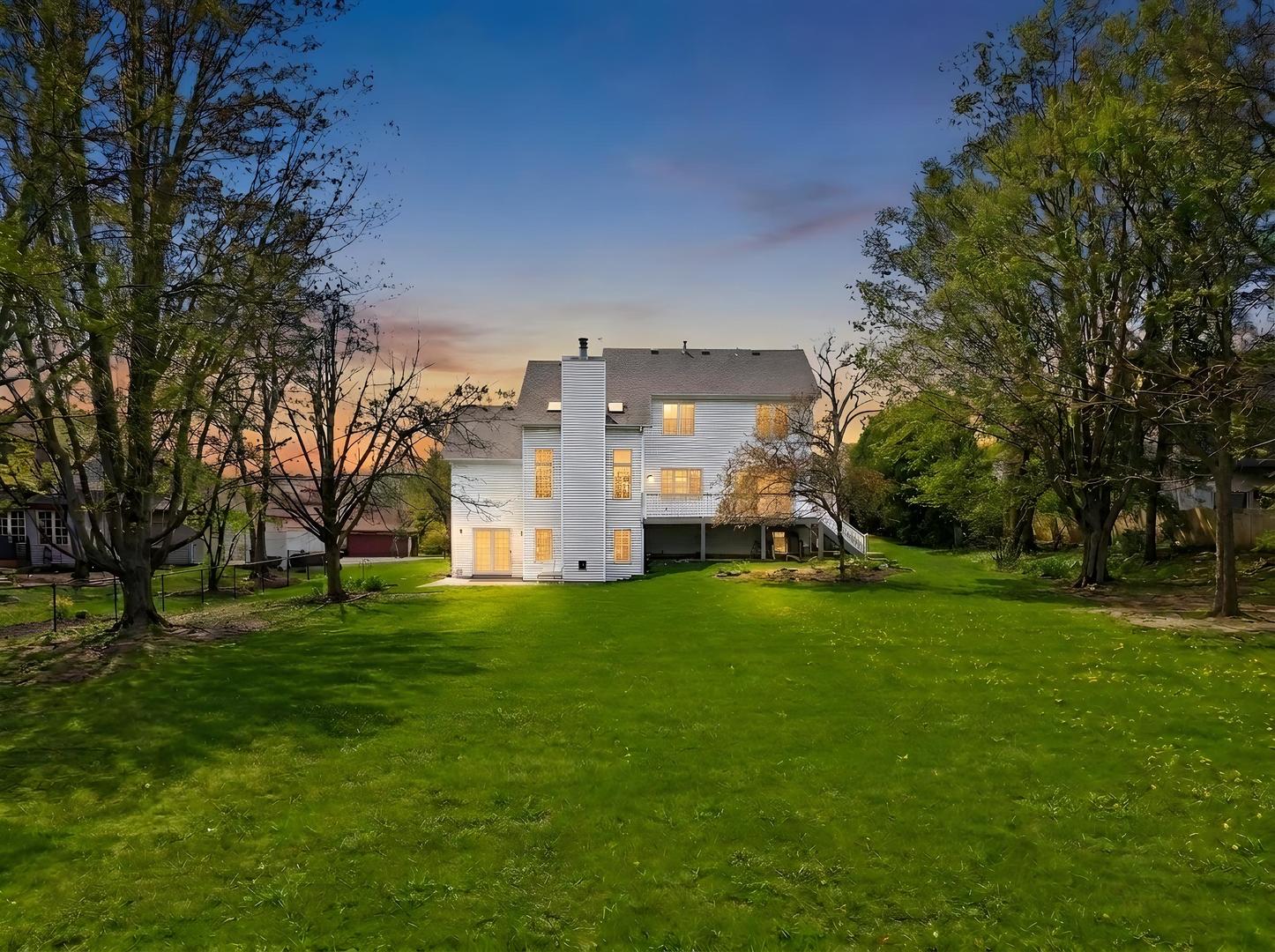 11497 Ridgecrest Drive, Roscoe, IL