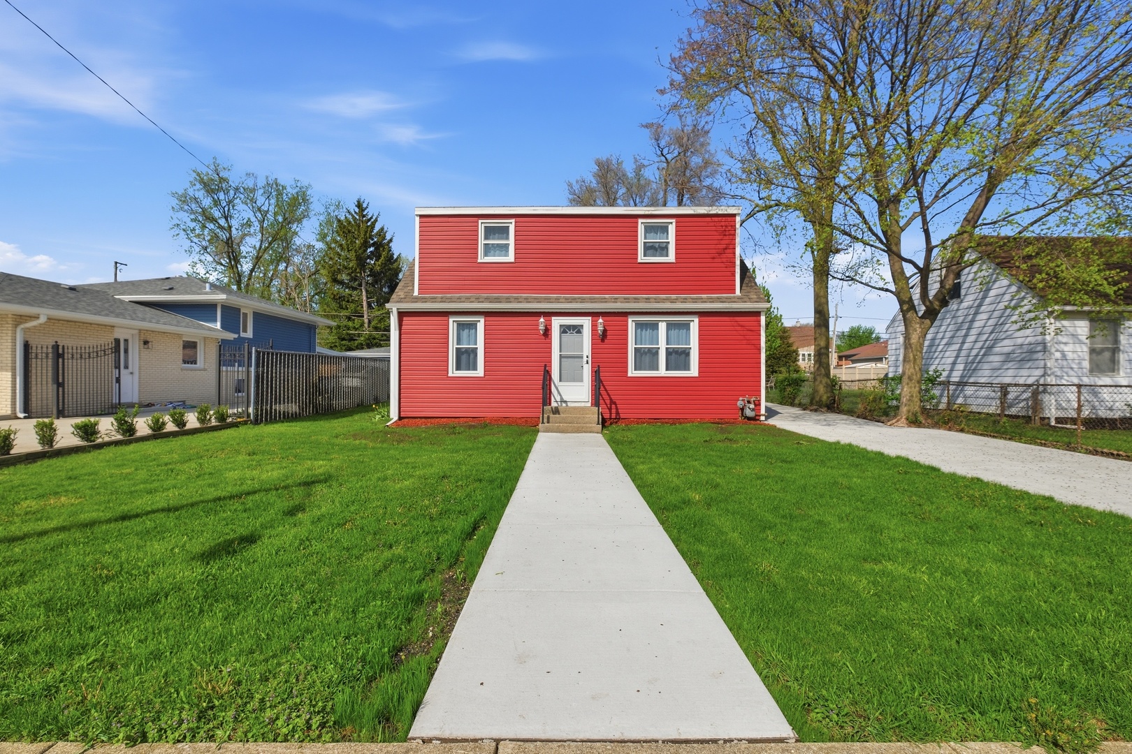 8622 S 78th Avenue, Bridgeview, IL