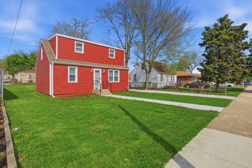 8622 S 78th Avenue, Bridgeview, IL