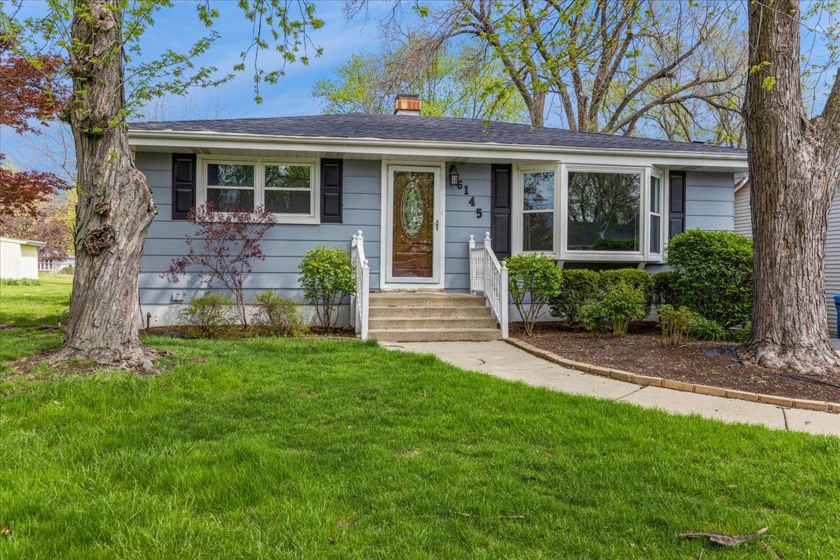 6145 Janes Avenue, Downers Grove, IL