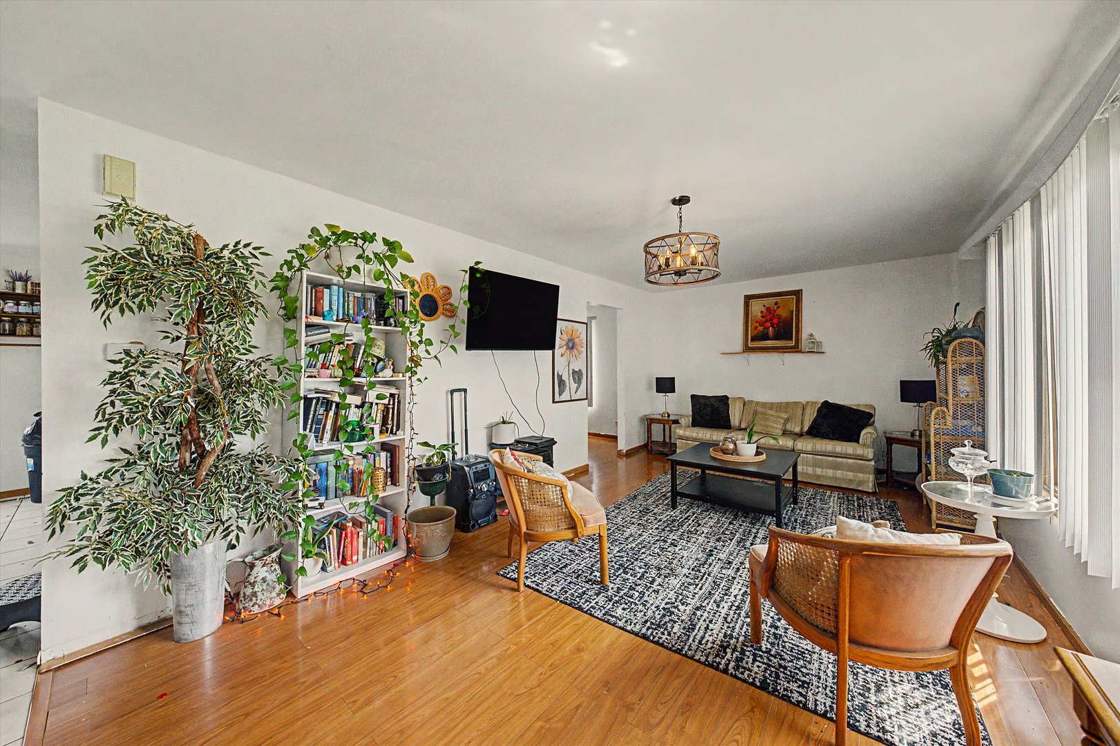 8916 W 85th Place, Justice, IL