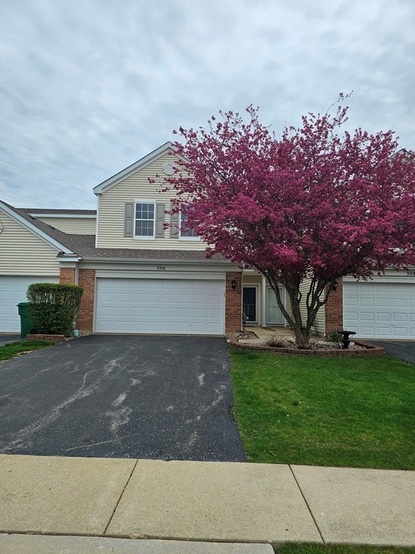 306 Parkside Drive, Shorewood, IL
