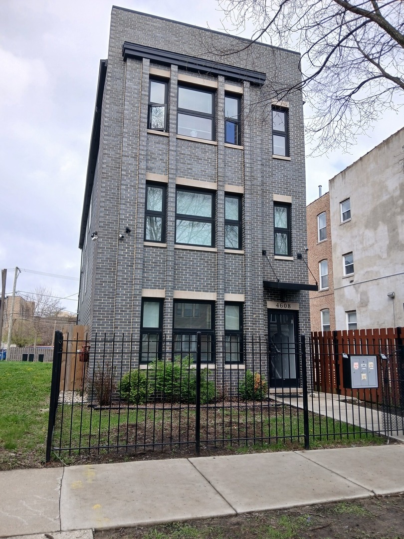 4608 S Indiana Avenue #1, Chicago, IL