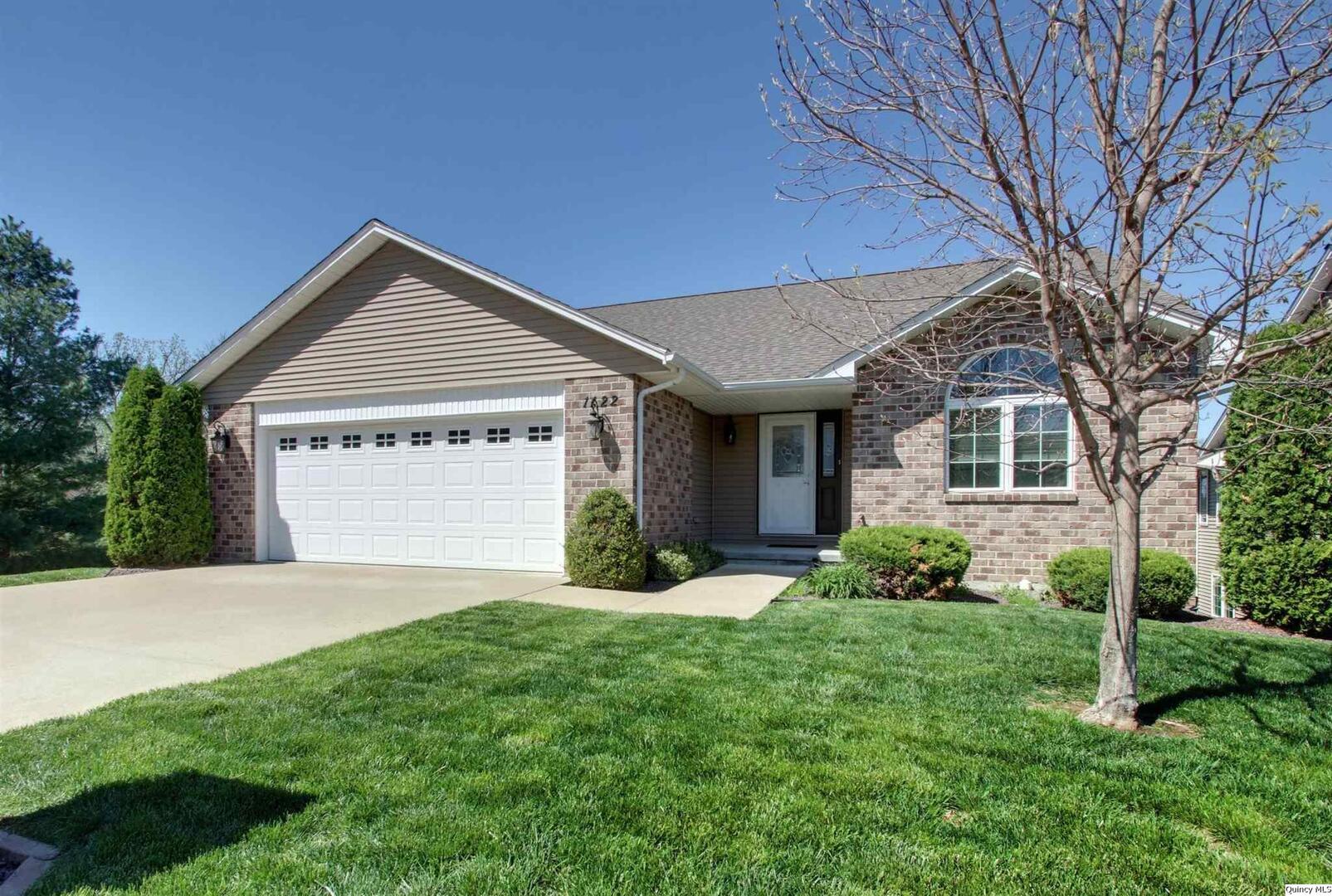 1122 Stone Crest Villa Dr., Quincy, IL