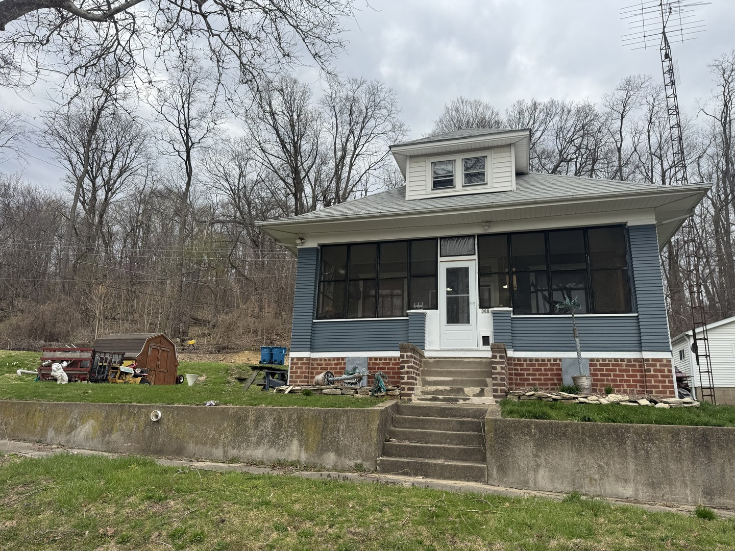 908 Willow Street, Depue, IL