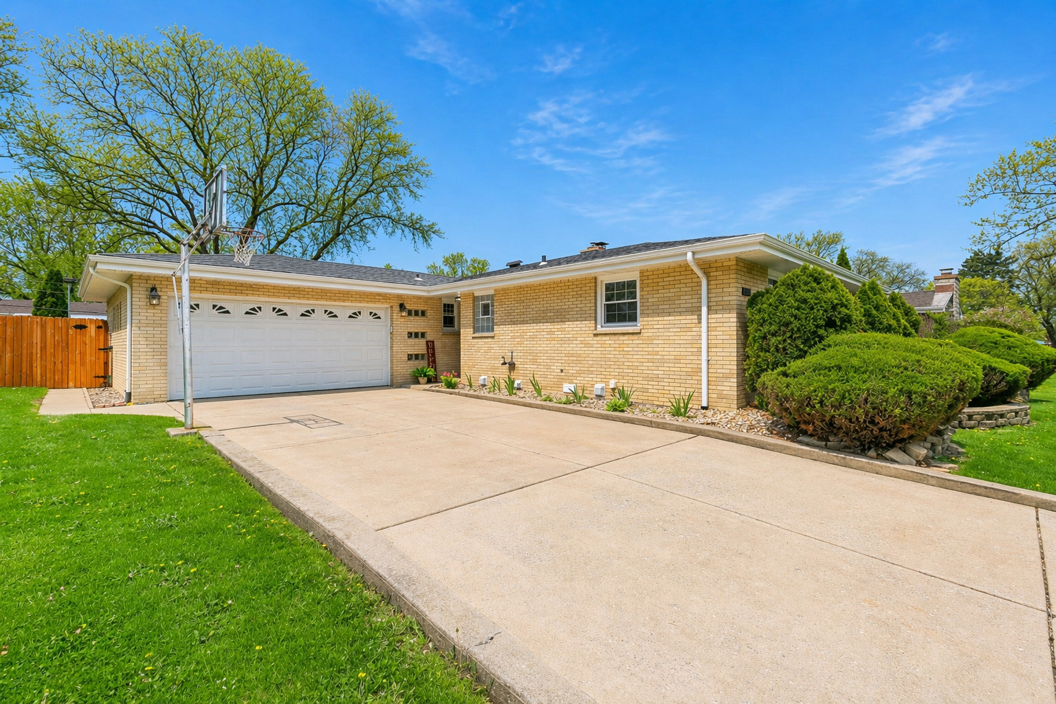 8557 W 144th Place, Orland Park, IL