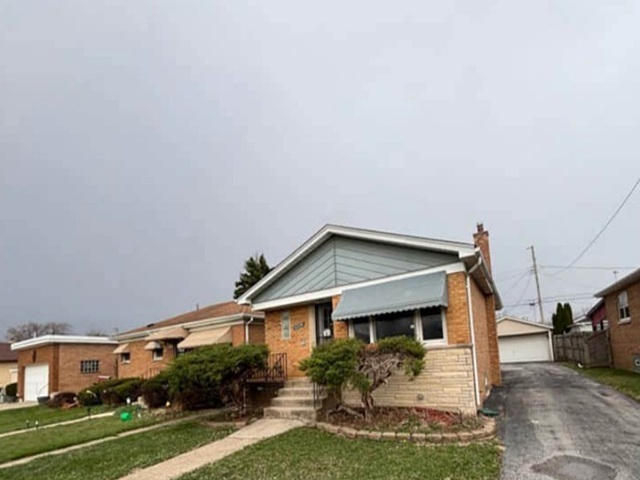 14621 S Sherman Avenue, Posen, IL