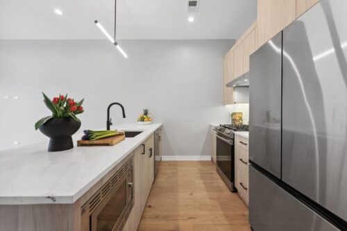 7006 N Glenwood Avenue #30, Chicago, IL