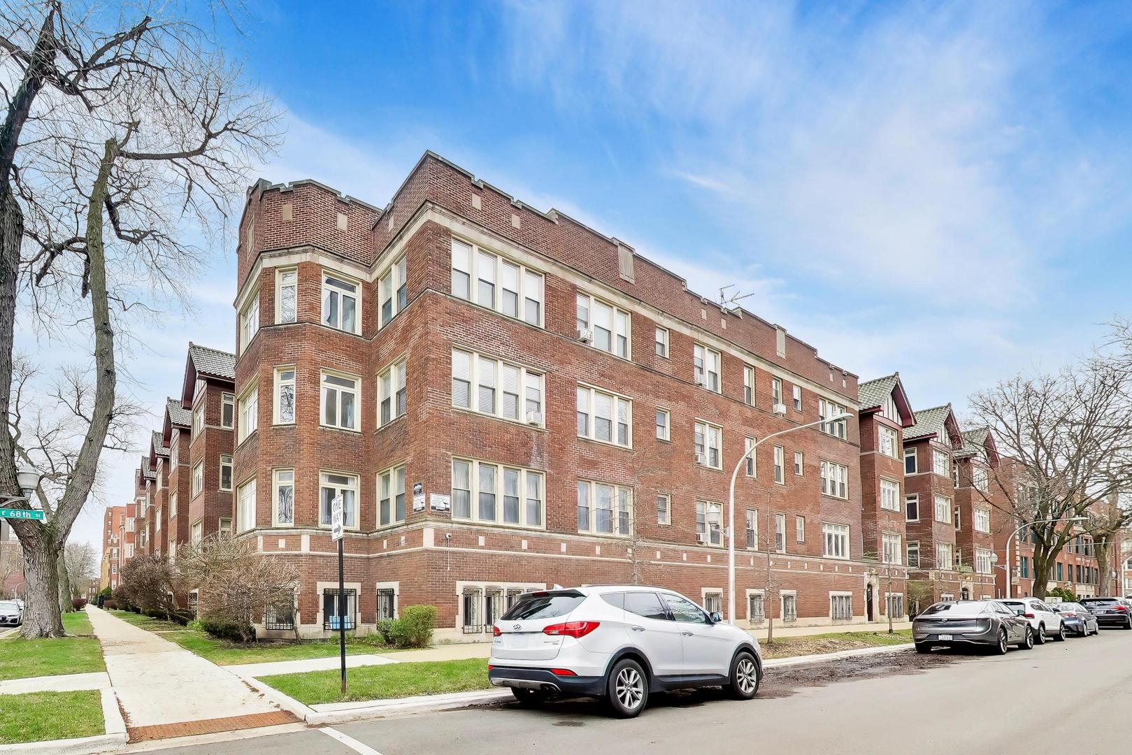 2221 E 68th Street #3, Chicago, IL