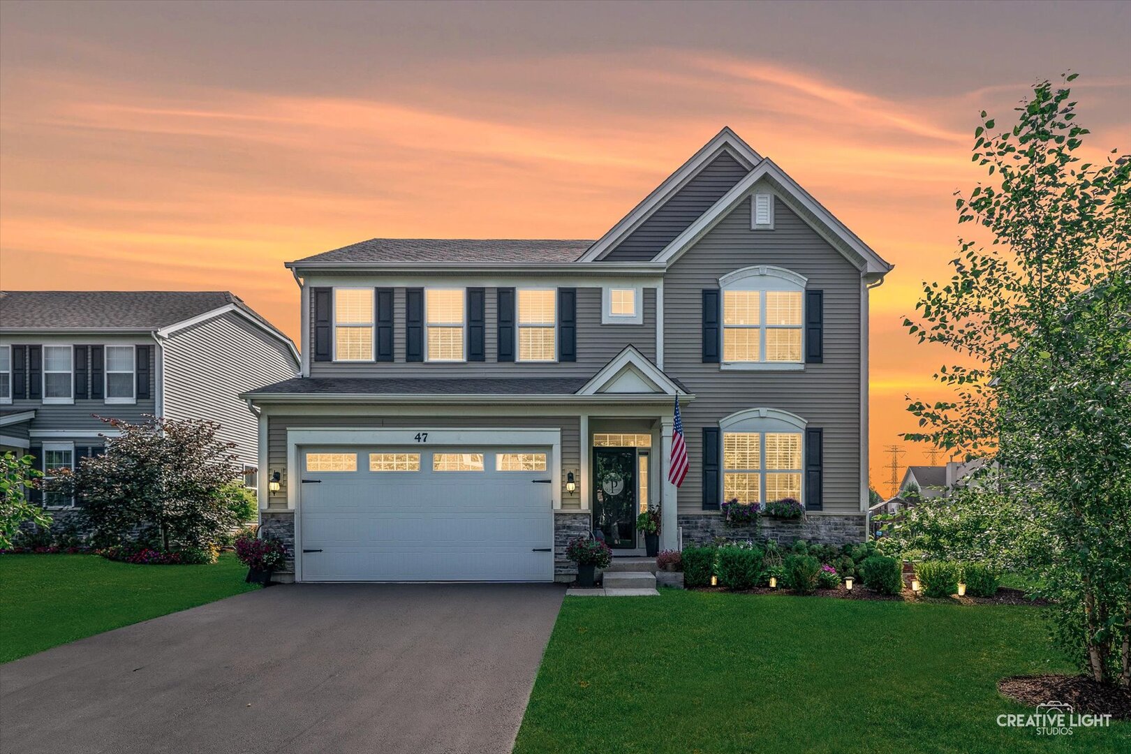 47 Windstone Drive, North Aurora, IL