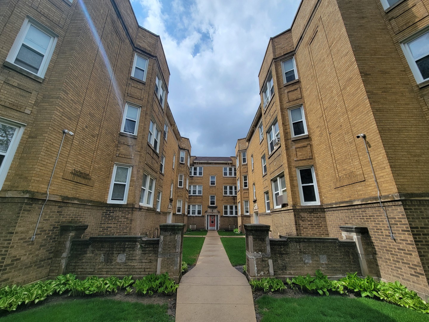 6418 N Richmond Street #3A, Chicago, IL