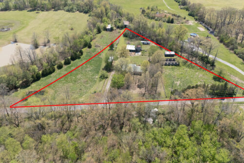 13849 Mustang Road, Marion, IL