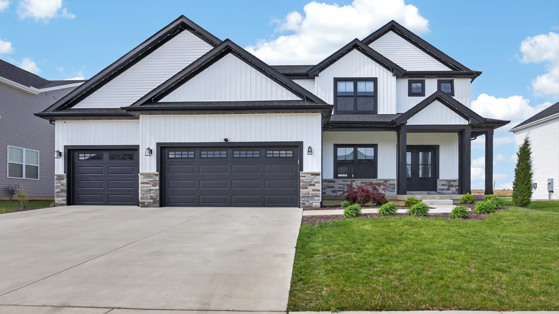 5104 Finlen Lane, Bloomington, IL
