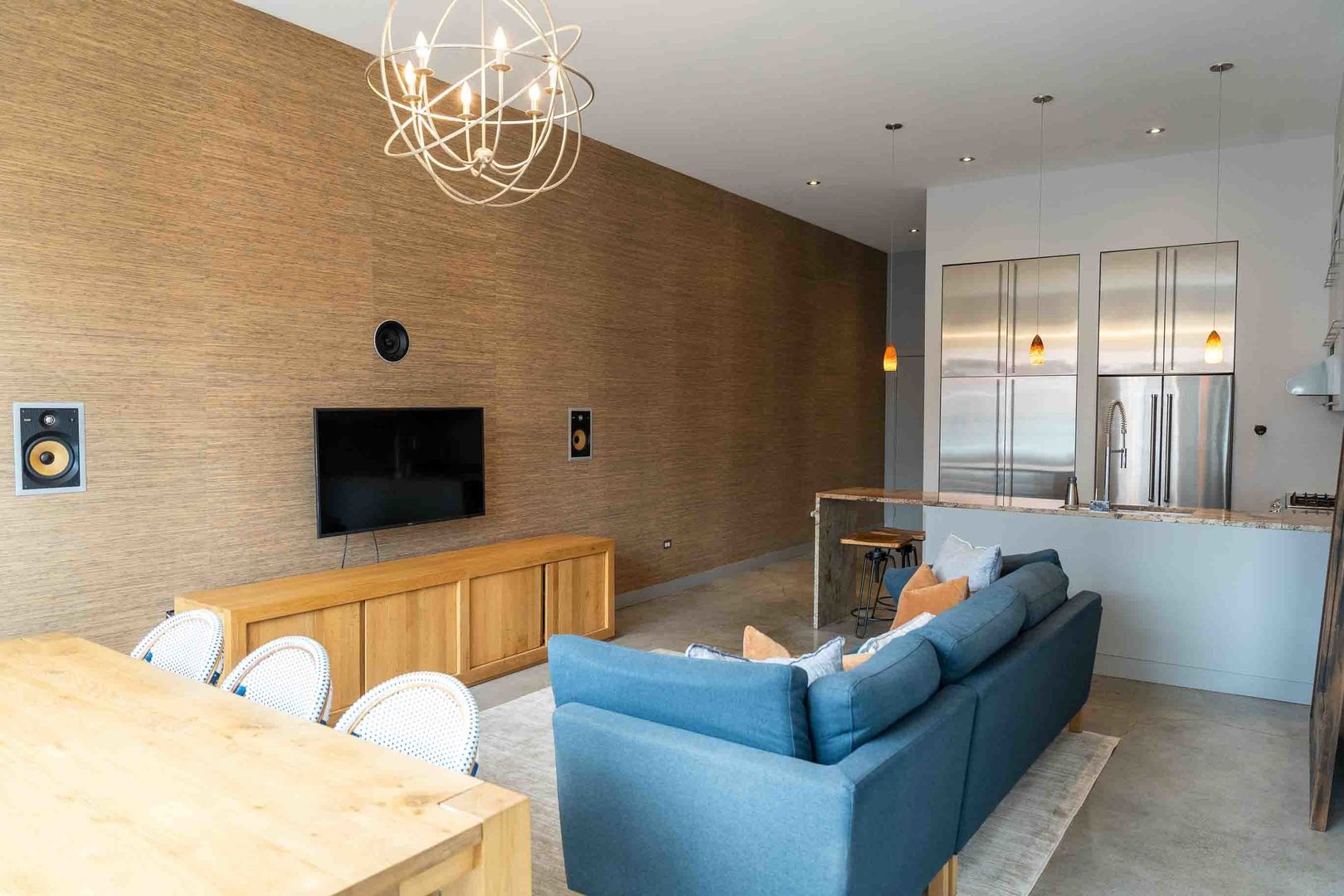 949 W Madison Street #602, Chicago, IL