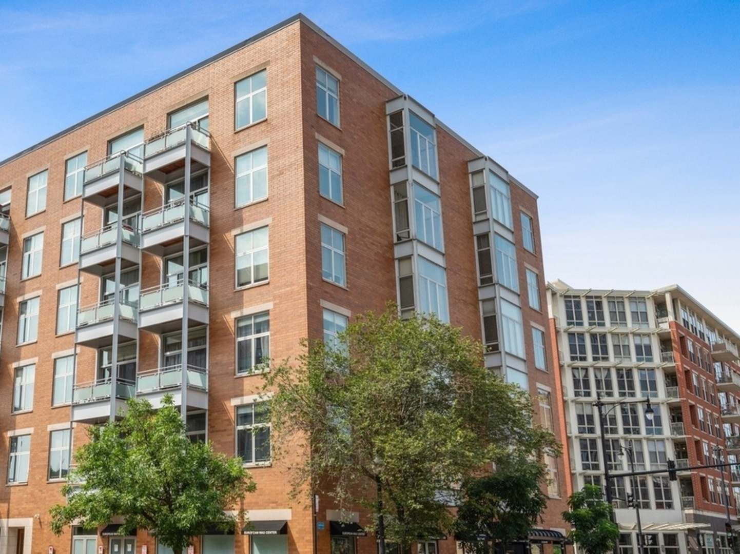949 W Madison Street #602, Chicago, IL