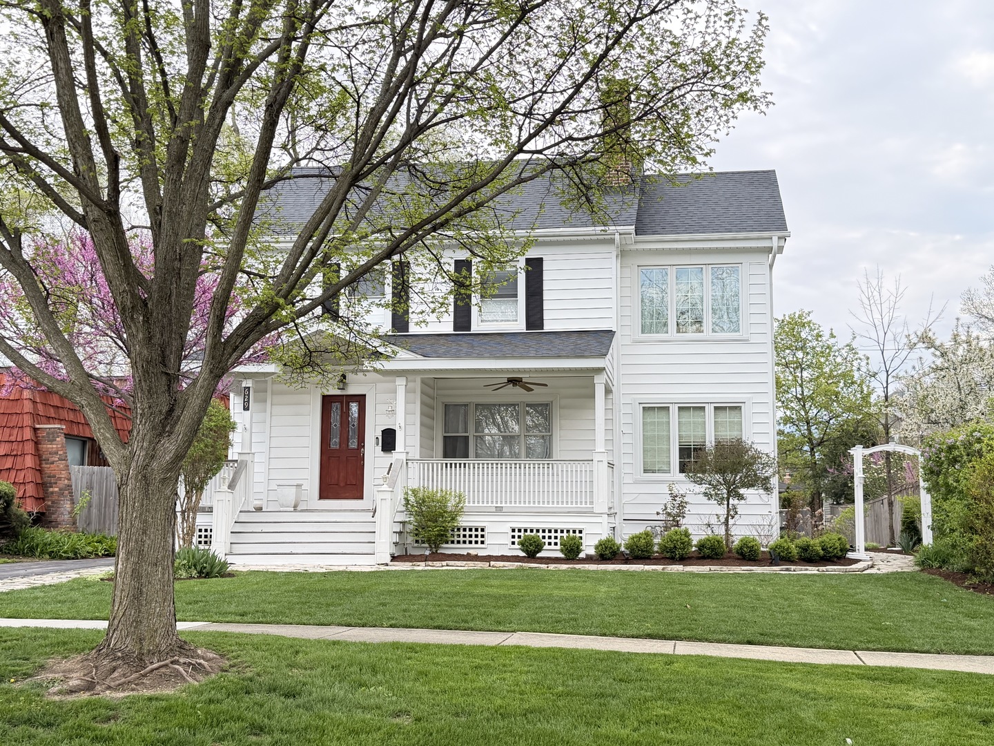 629 Newton Avenue, Glen Ellyn, IL