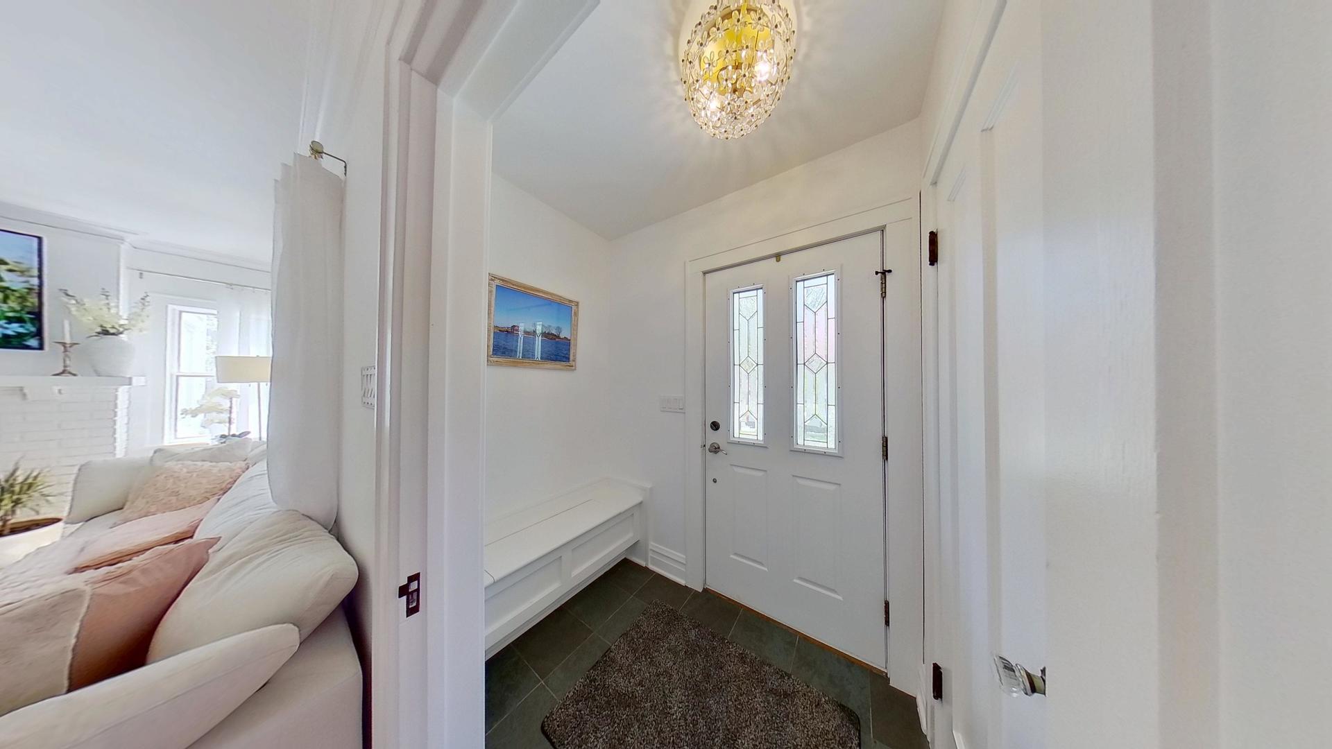 629 Newton Avenue, Glen Ellyn, IL