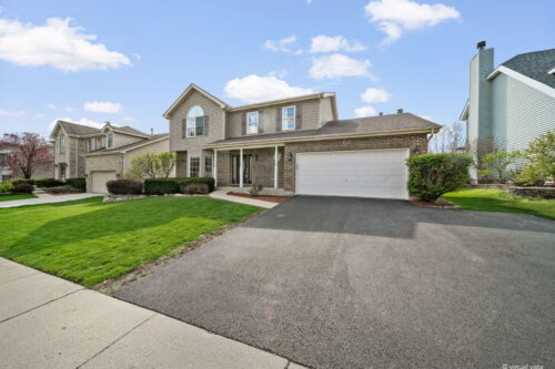 892 Somerset Drive, Carol Stream, IL