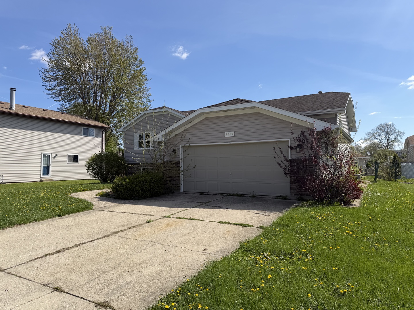 2375 Chestnut Lane, Morris, IL